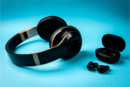 A Guide to Choosing the Best Headphones for Your Lifestyle